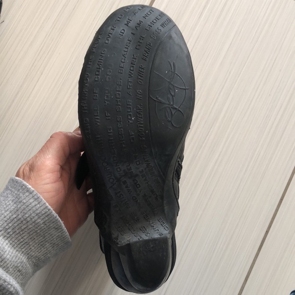 Heel boots - Picture 4 of 8